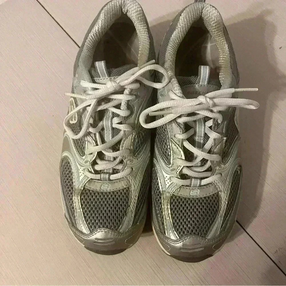 Skechers Shape Ups size 8 - Picture 4 of 5